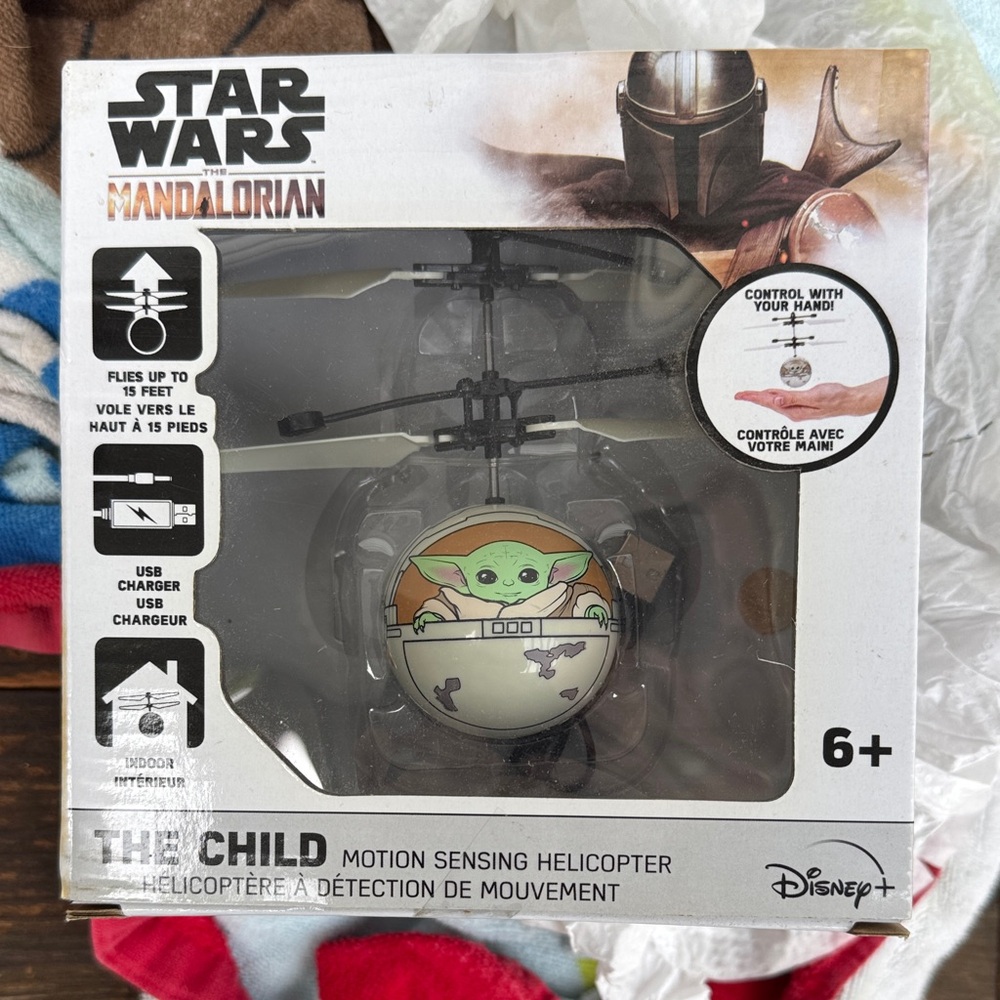Star Wars The Child Motion Sensing Helicopter - Black and Green